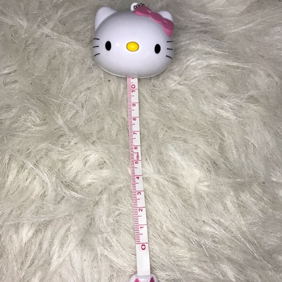Must Have Hello Kitty Retractable Tape Measure NIP Extends Up To 36” - Picture 5 of 9